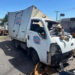 SUCATAKia Bongo 2012 2.5 Luxo 4x2 Rd Turbo S/ Carroceria 2p  PARA RETIRADA DE PEÇAS